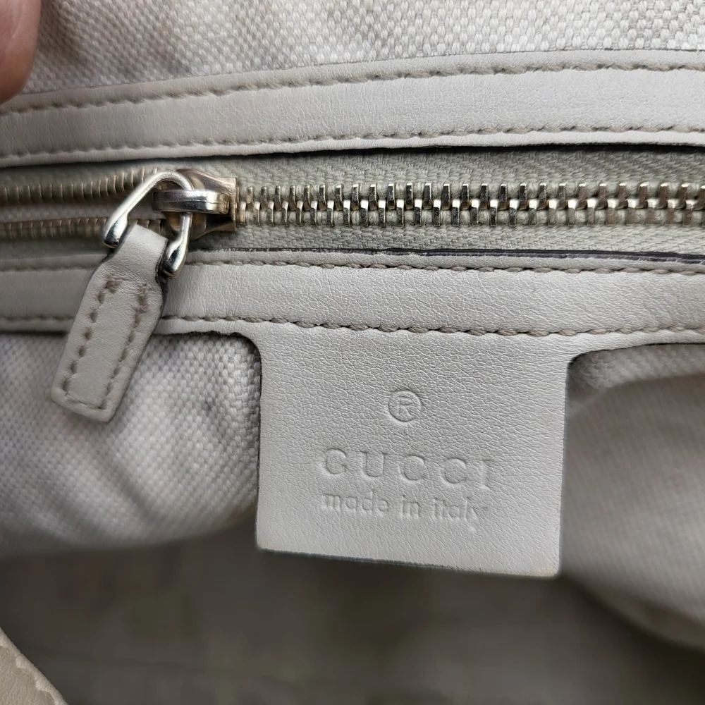 GUCCI MEDIUM GUCCISSIMA BREE FOLD OVER TOP HANDLE TOTE SATCHEL,,Authentic.. - Picture 9 of 16